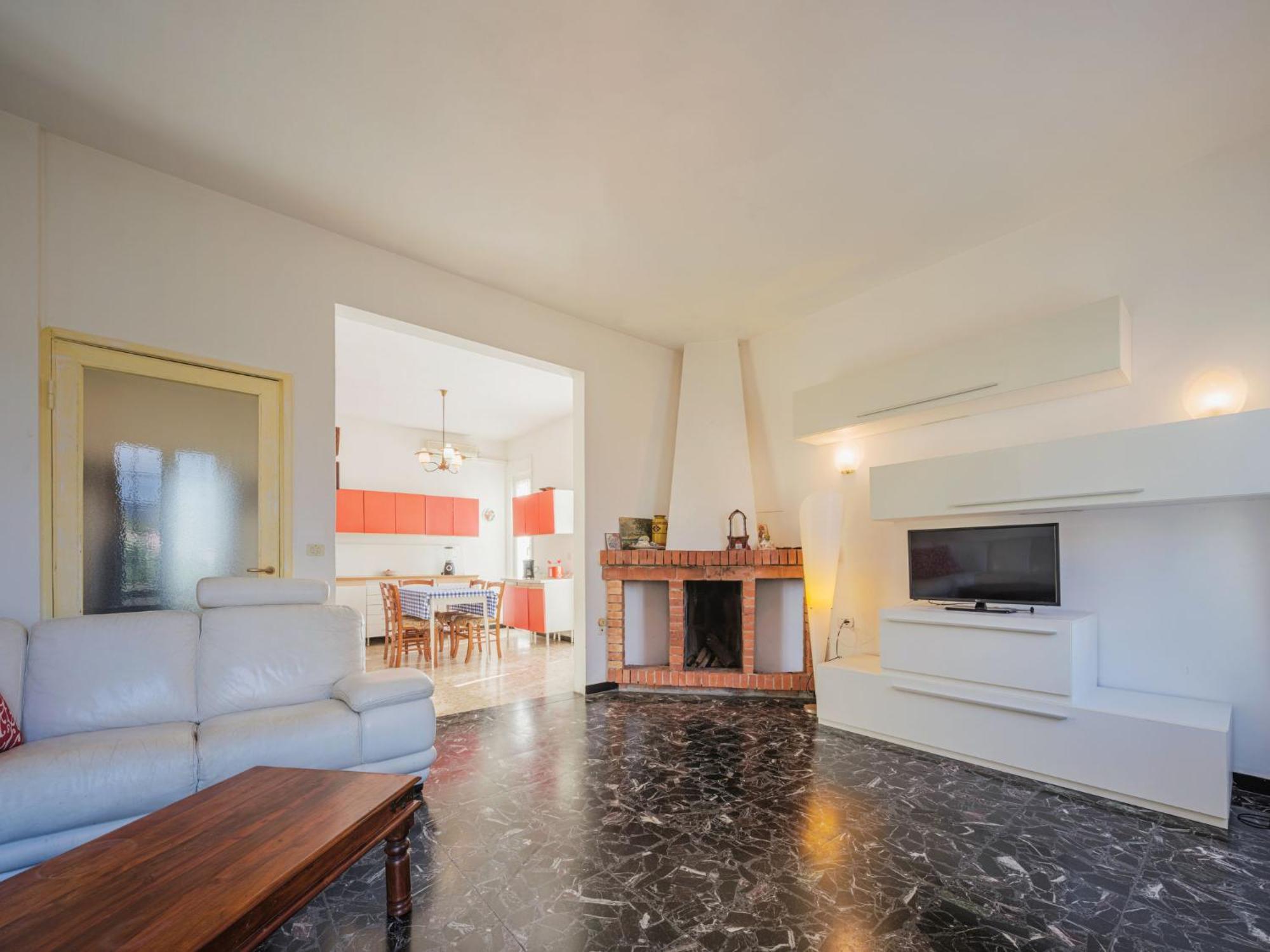 Apartment Compiano By Interhome โมเนเลีย ภายนอก รูปภาพ